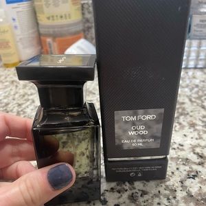 Tom Ford Oud Wood Eau De Parfum